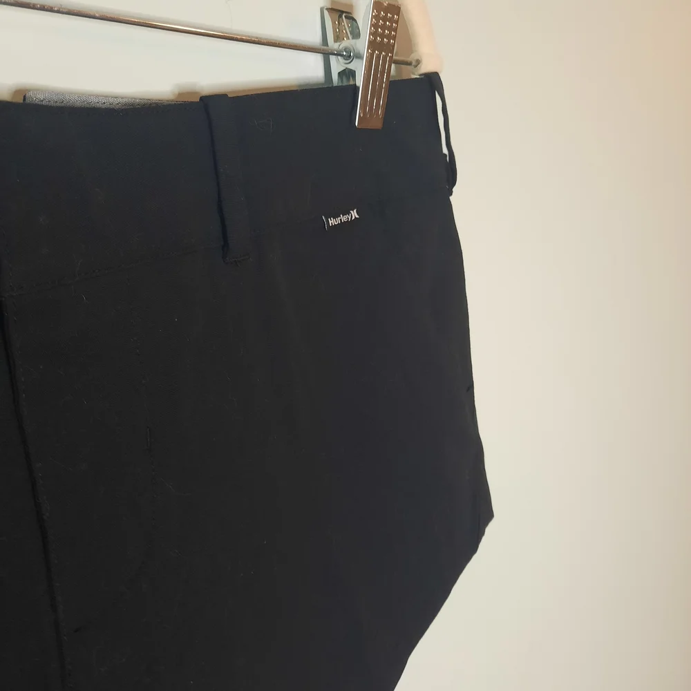 Hurley Women's Sz 7, Classic Black Micro Shorts, Casual, Summer, Skater, Beach - Picture 3 of 6